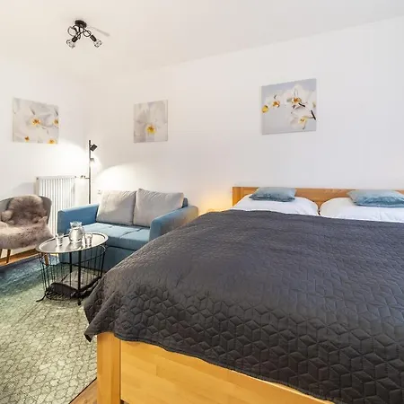 Aviatik Apartment