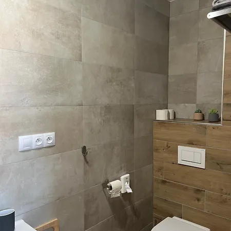 Aviatik Apartament *